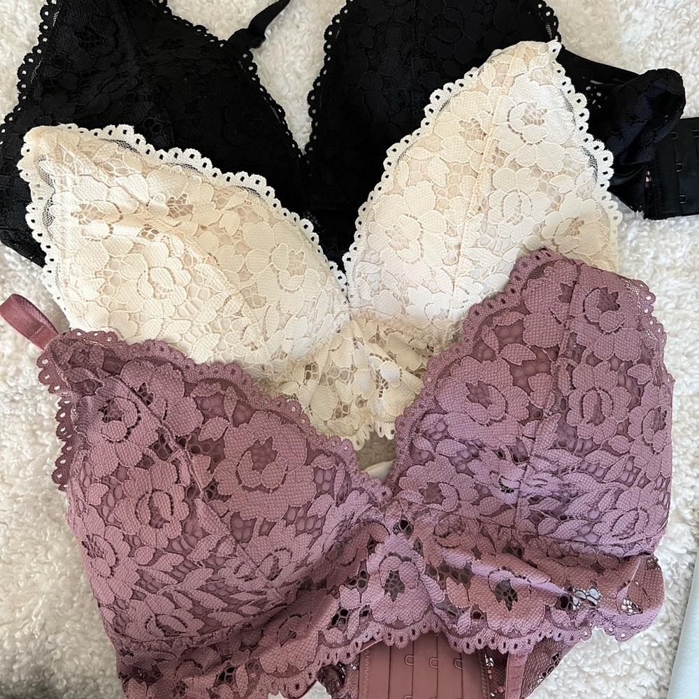 Lace nursing bras